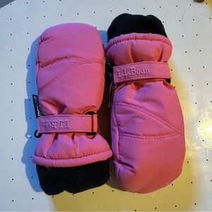L.L. Bean Kids XS Cold Buster mittens. Pink & Black.  Excellent use condition.